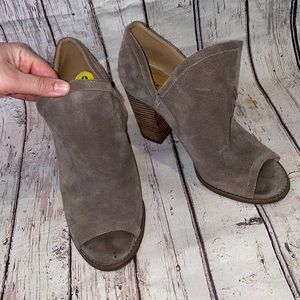 Lucky brand peep toe faux suede brown / tan booties